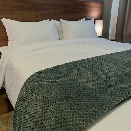 Mai Guest House Блумфонтейн Экстерьер фото